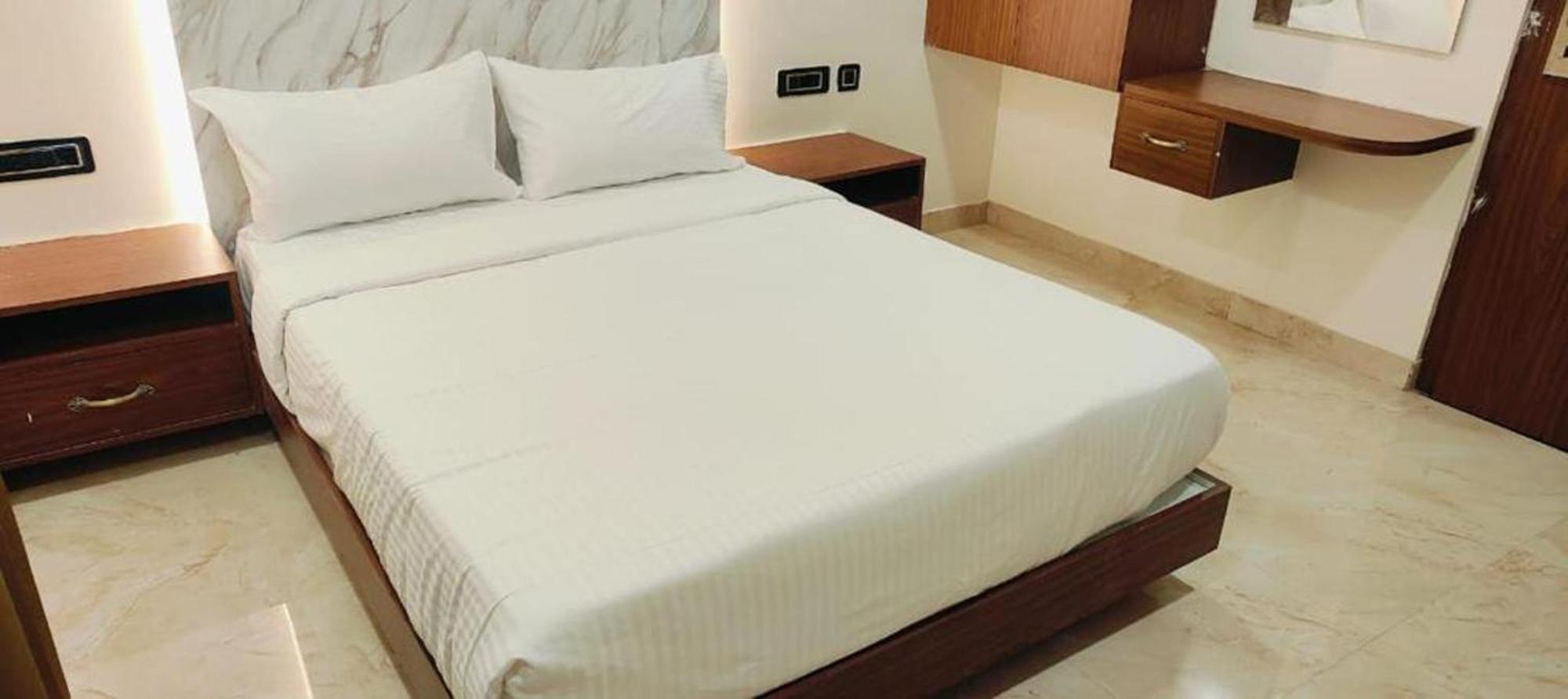 Sree Mahalakshmi Residency By K Hotels Virudunagar Ngoại thất bức ảnh